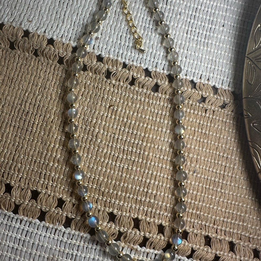 Beautiful Handcrafted Labradorite Beaded Necklace 6mm Beads - Picture 8 of 8